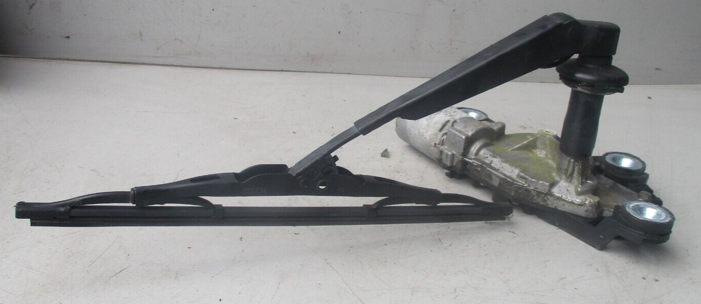 FORD FOCUS CMAX 2005 HATCHBACK REAR TAILGATE WIPER MOTOR WITH WIPER ARM 30699261