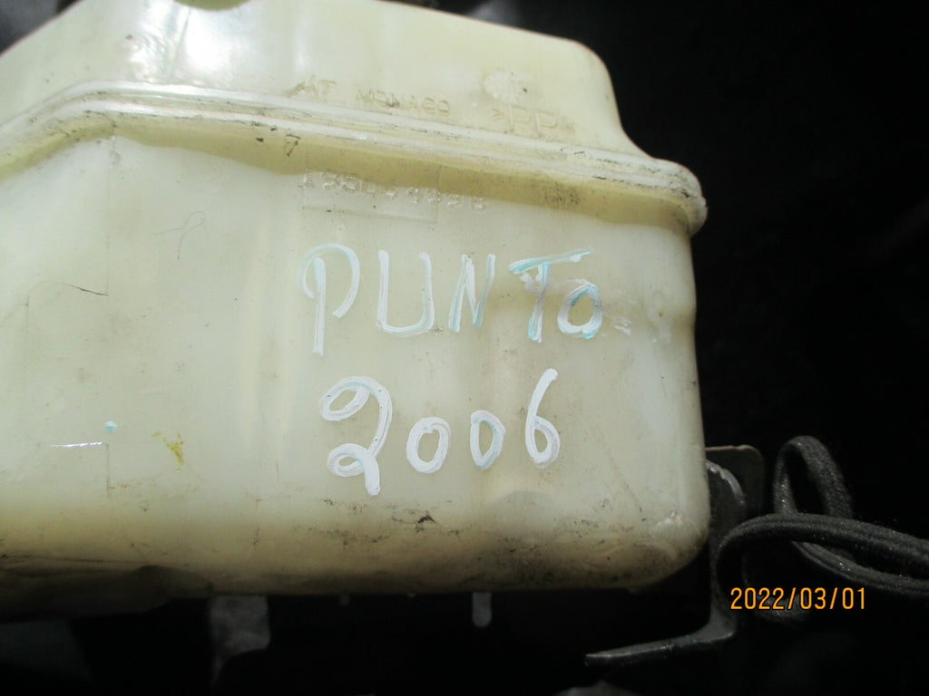 FIAT GRANDE PUNTO 2006 PAS POWER STEERING FLUID TANK RESERVOIR 55701378