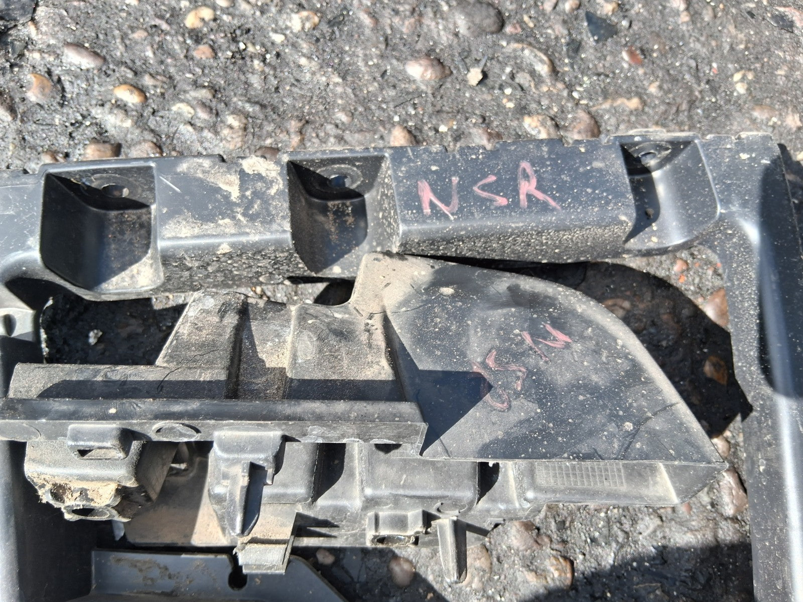 2023 CITROEN BERLINGO MK3 NSR PASSENGER SIDE REAR BUMPER BRACKET 9816808980