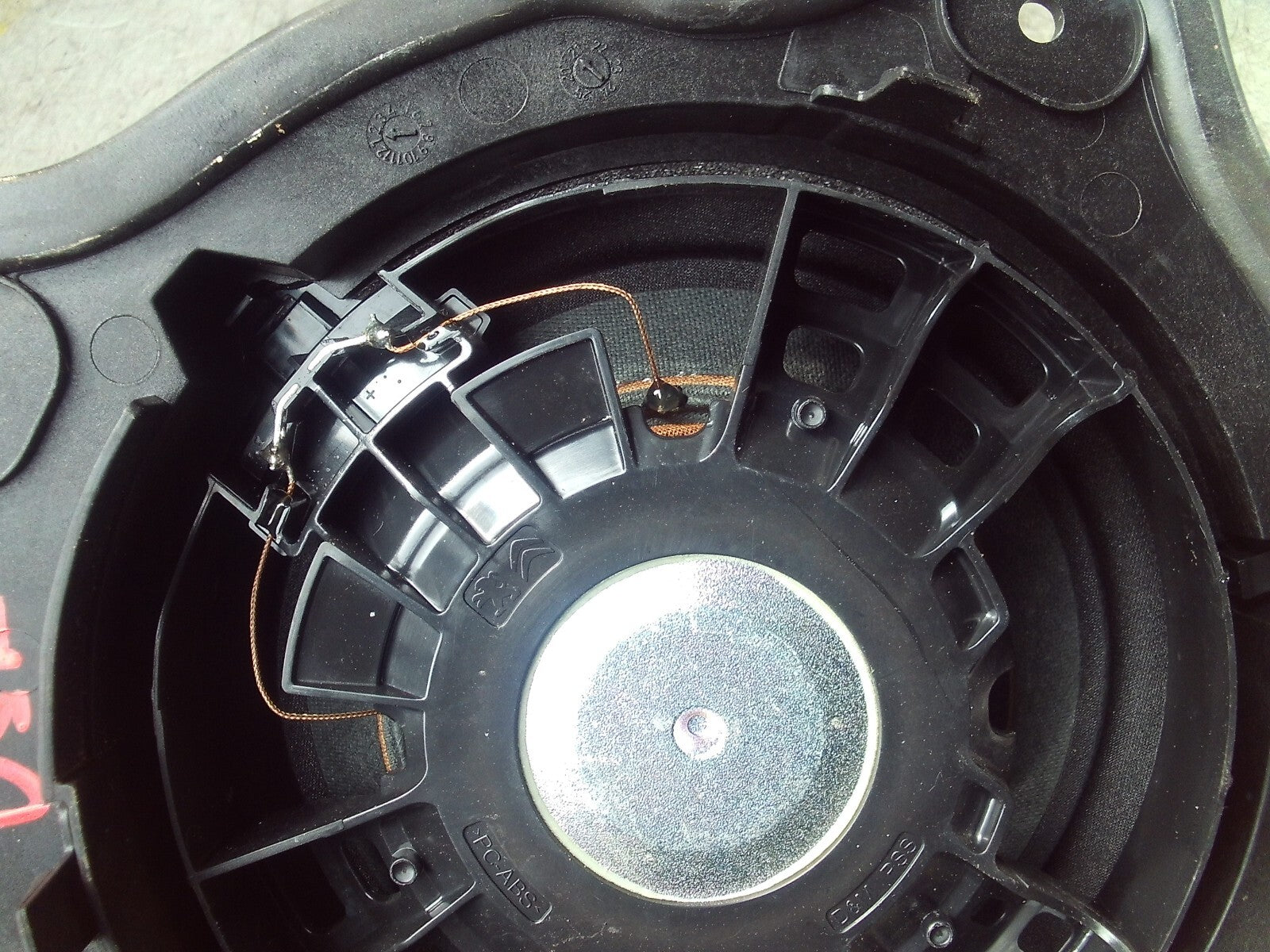 2021 CITROEN C4 MK3 OSR DRIVING SIDE REAR RIGHT SIDE BACK DOOR SPEAKER