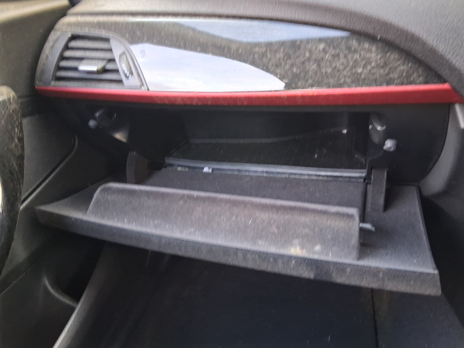 2015 BMW 1 SERIES F20 LCI DASHBOARD GLOVE BOX STORAGE COMPARTMENT