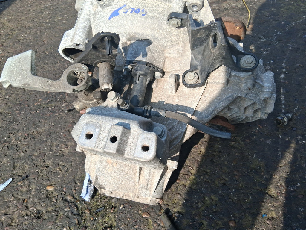 2013 VW VOLKSWAGEN GOLF MK7 1.5 GEARBOX GEAR BOX FM6AJ015 480438
