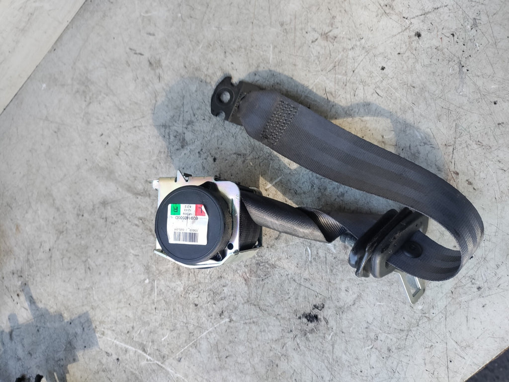VAUXHALL CORSA E 2018 5 DOOR PASSENGER OR DRIVER REAR SEAT BELT 609160500D