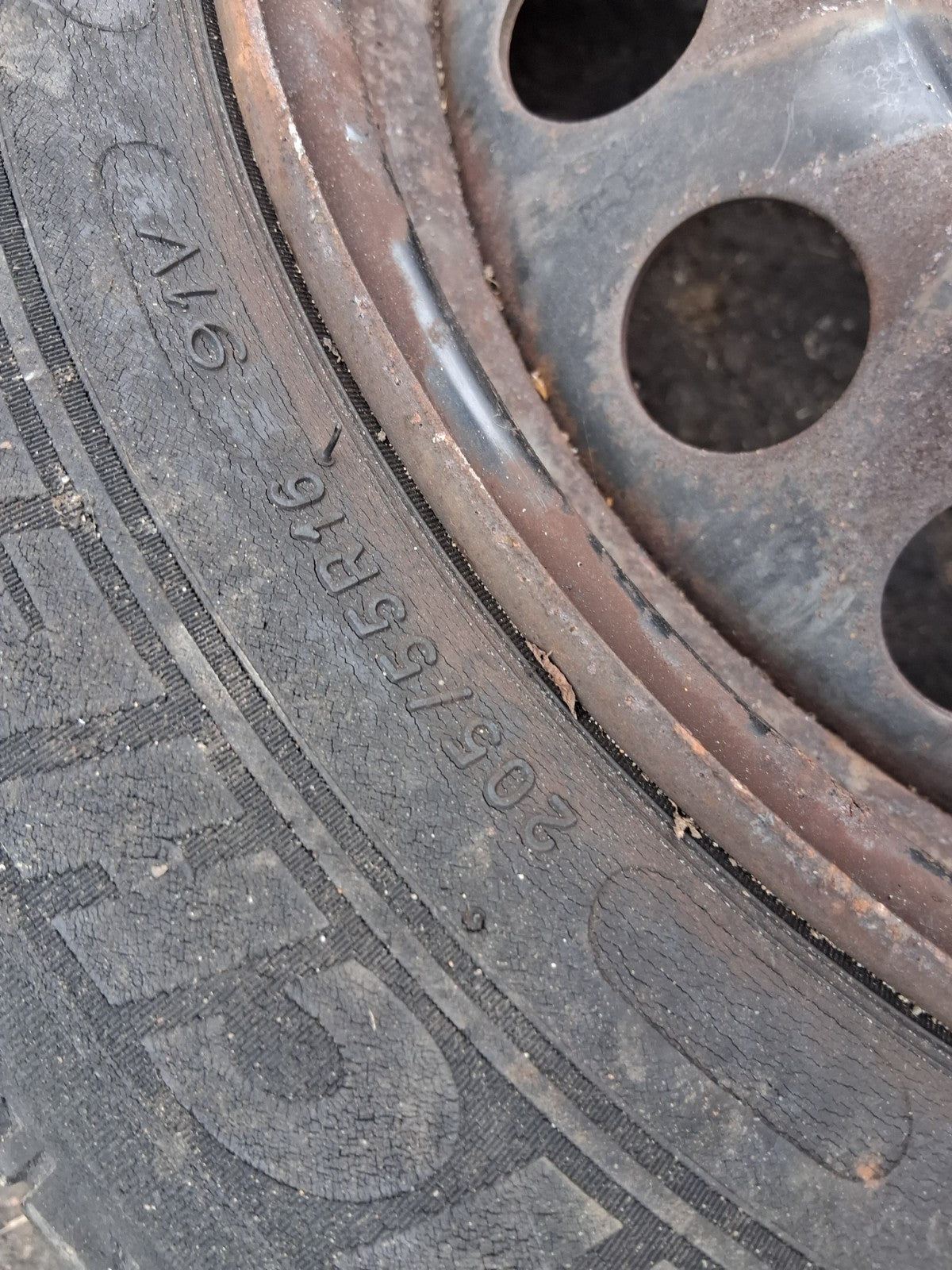 2014 PEUGEOT 208 MK1 15 INCH STEEL WHEEL WITH TYRE 185/65R15 REF 3