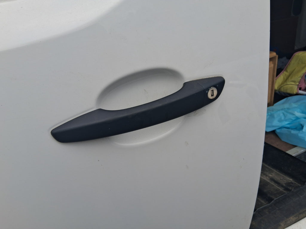 2019 CITROEN DISPATCH VIVARO MK3 NSF PASSENGER SIDE FRONT DOOR HANDLE BLACK