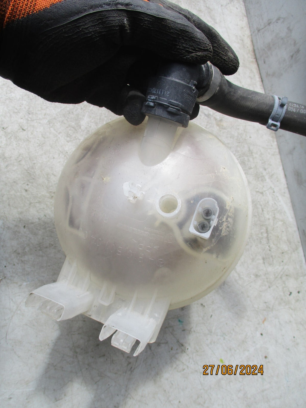 2021 MERCEDES BENZ SPRINTER W907 COOLANT WATER OVERFLOW TANK A9105010400