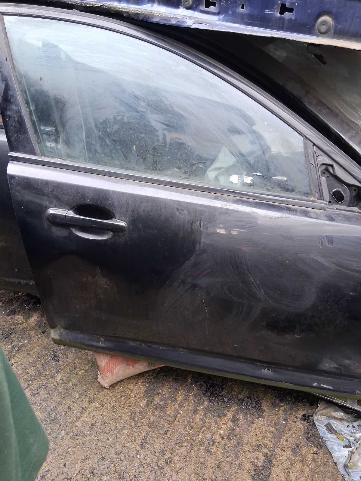 2015 JAGUAR XF X250 FACELIFT OSF DRIVER SIDE FRONT RIGHT DOOR SHELL BLACK