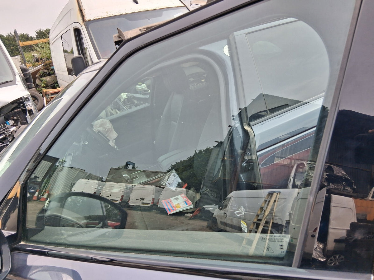 2024 RANGE ROVER VELAR P400e NSF PASSENGER FRONT WINDOW GLASS