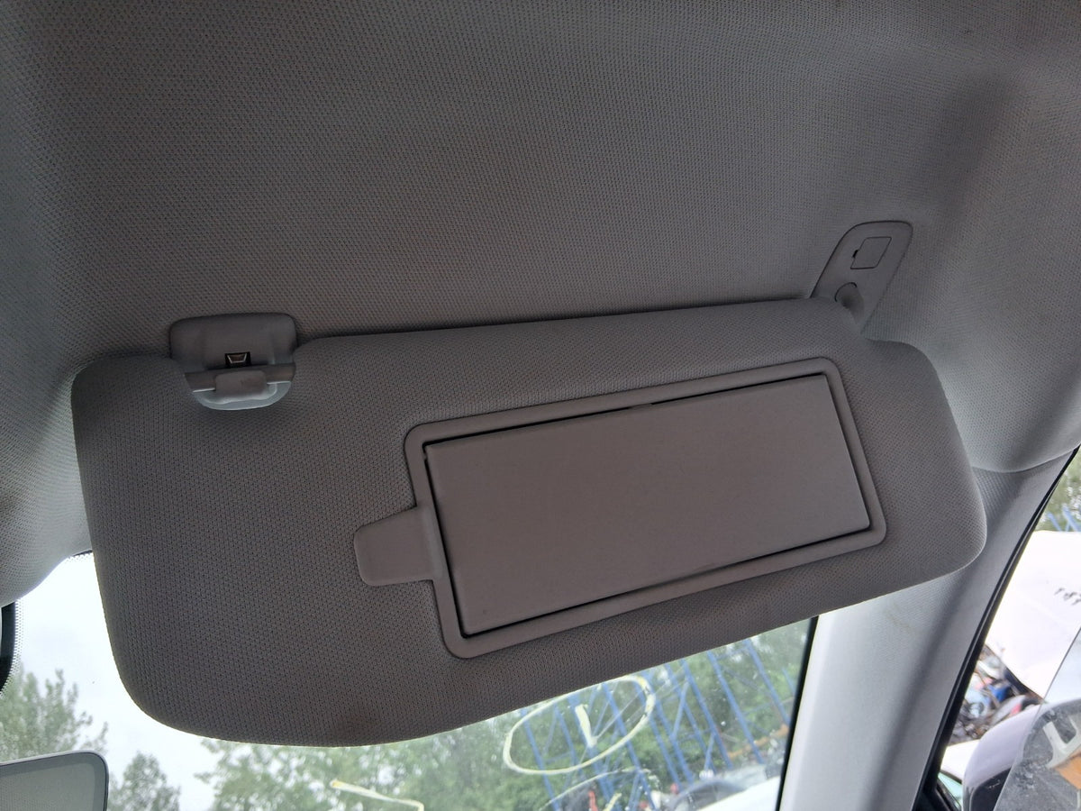 2023 DS AUTOMOBILES DS 4 OSF DRIVER SIDE FRONT INTERIOR SUN VISOR SHADE