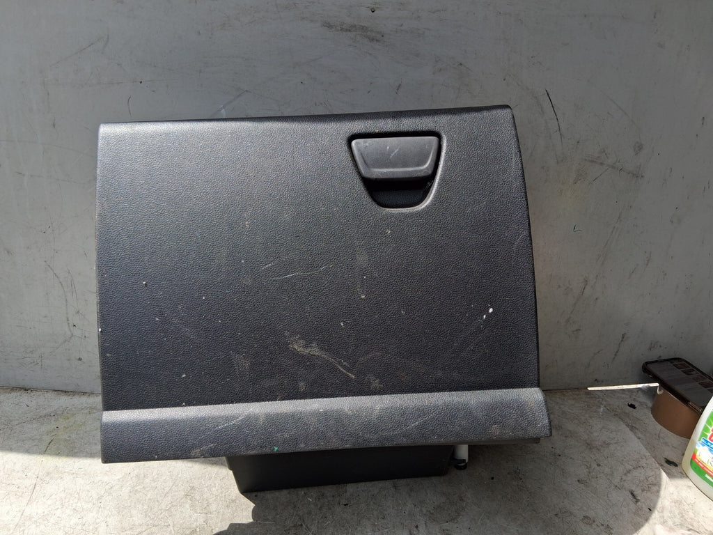 2013 FORD KUGA MK2 GLOVE BOX FRONT STORAGE COMPARTMENT AM51R06044
