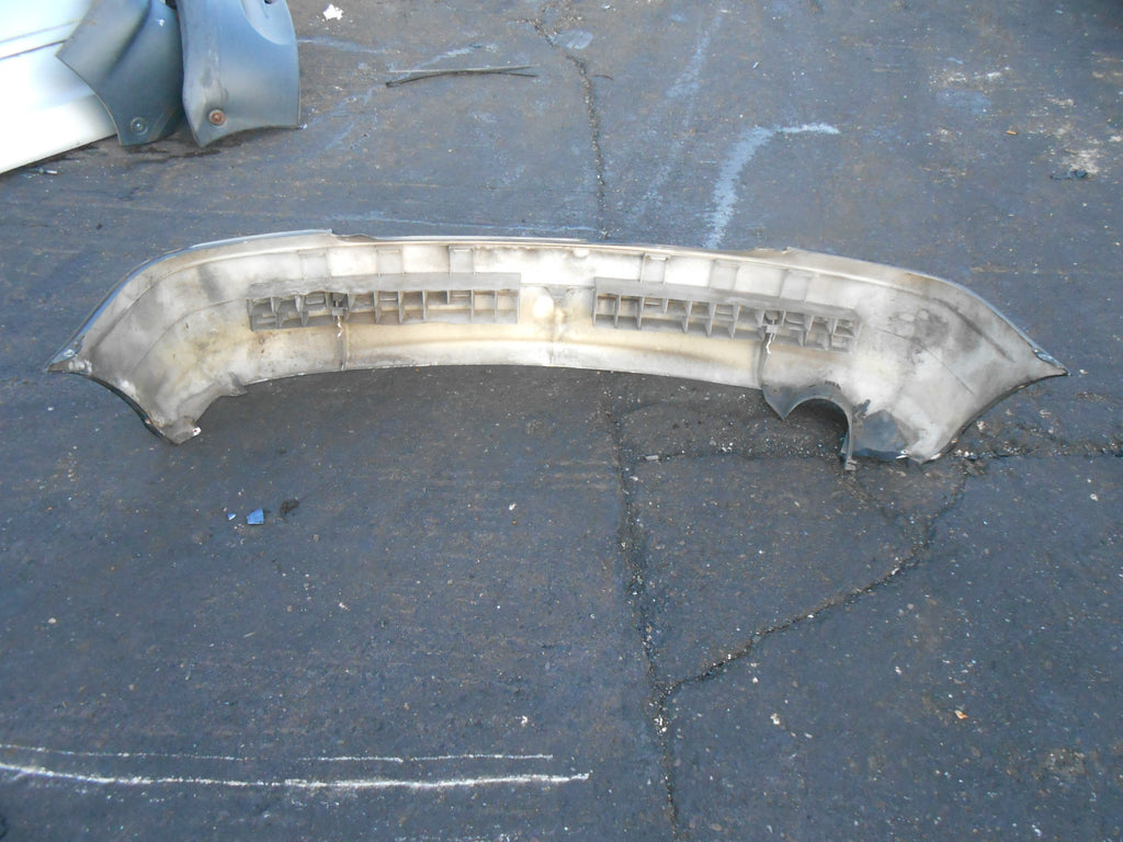 RENAULT MEGANE MK1 CABRIOLET 2001 REAR BACK PLASTIC BUMPER NV676 BLACK PEARL