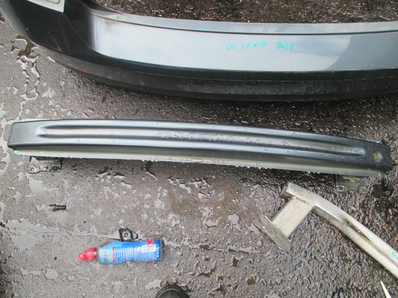 SKODA OCTAVIA 2018 REAR BACK BUMPER CRASH REINFORCEMENT CRASH BAR