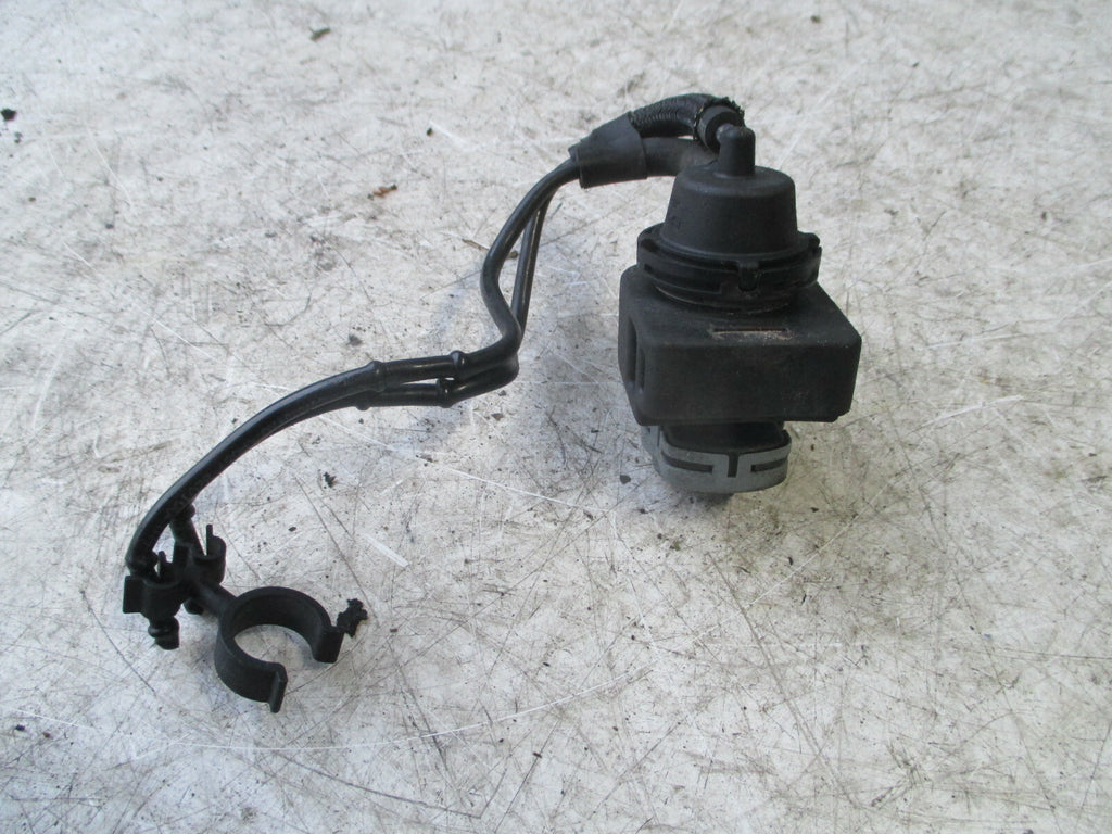 RENAULT SCENIC MK3 2012 2.0 DIESEL AIR INTAKE VACCUM SOLENOID VALAVE 8200575400