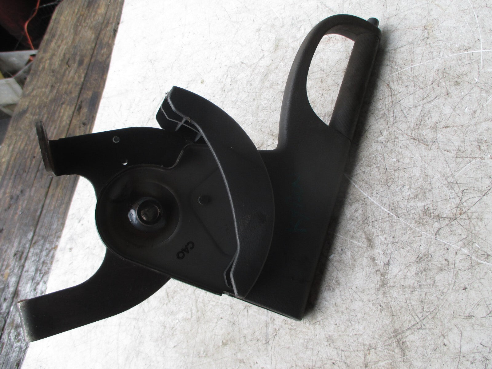 SSANGYONG KYRON 2009 2.0 DIESEL HAND BRAKE LEVER