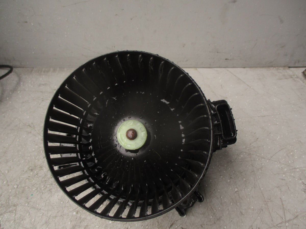 2018 SUZUKI IGNIS 1.2 PETROL HEATER BLOWER MOTOR FAN