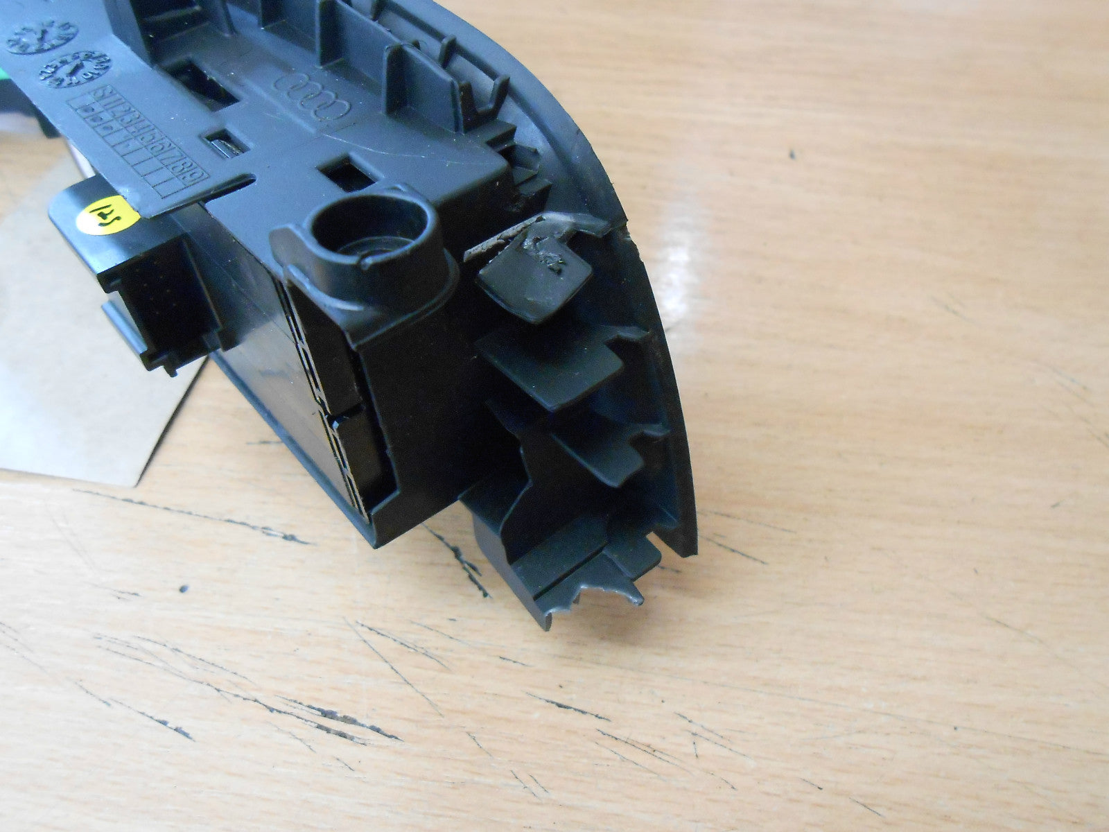 AUDI A3 8V 2013 OSF DRIVER SIDE FRONT 4 WAY WINDOW CONTROL SWITCH 8V0959851 E
