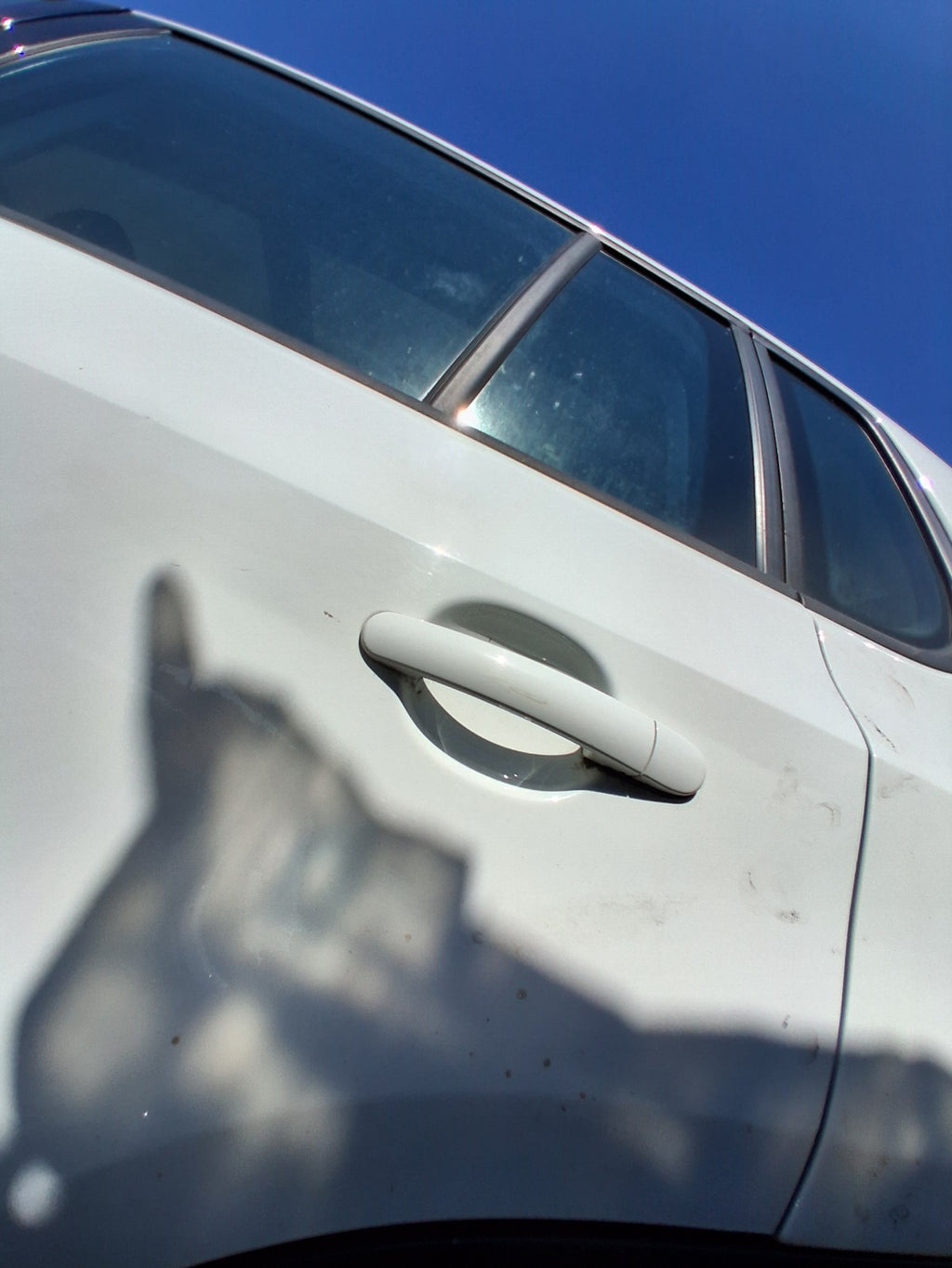 2013 VW VOLKSWAGEN TIGUAN MK1 NSR PASSENGER SIDE REAR DOOR HANDLE WHITE LC9A