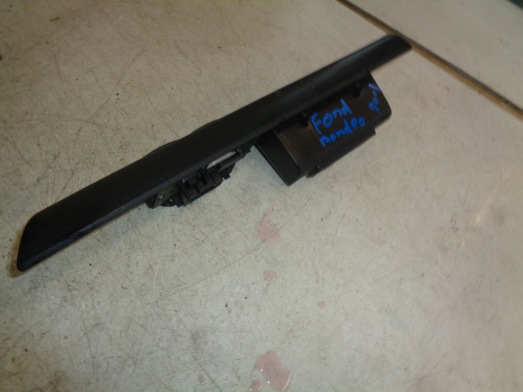 FORD MONDEO MK3 2001 OSF DRIVER SIDE FRONT WINDOW SWITCH