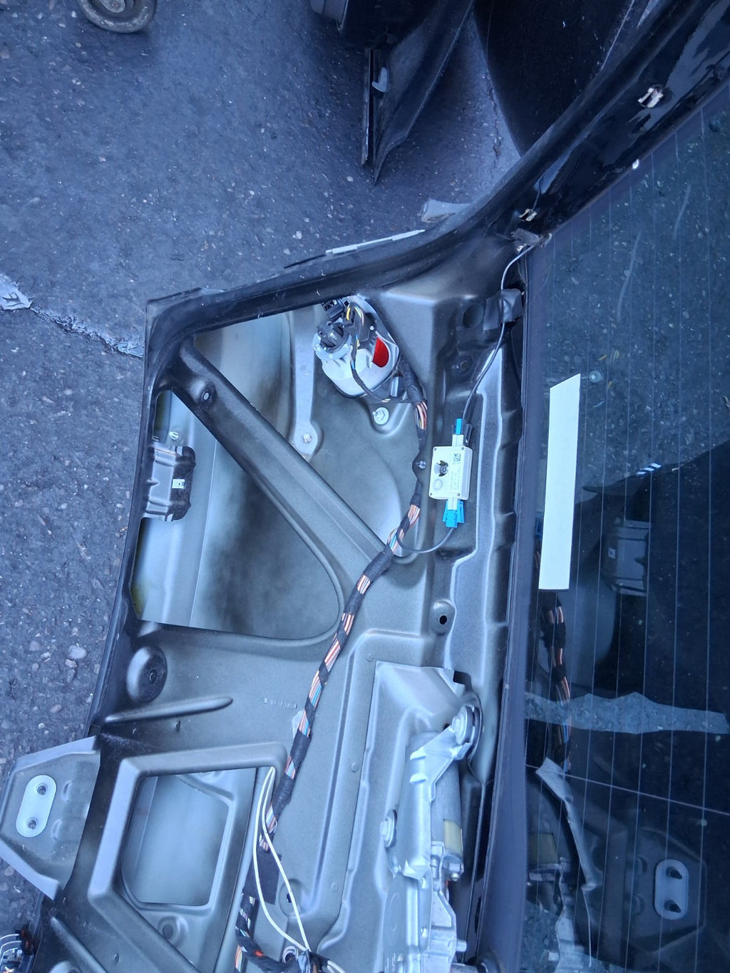 2004 BMW X3 E83 COMPLETE REAR TAILGATE BOOTLID BLACK