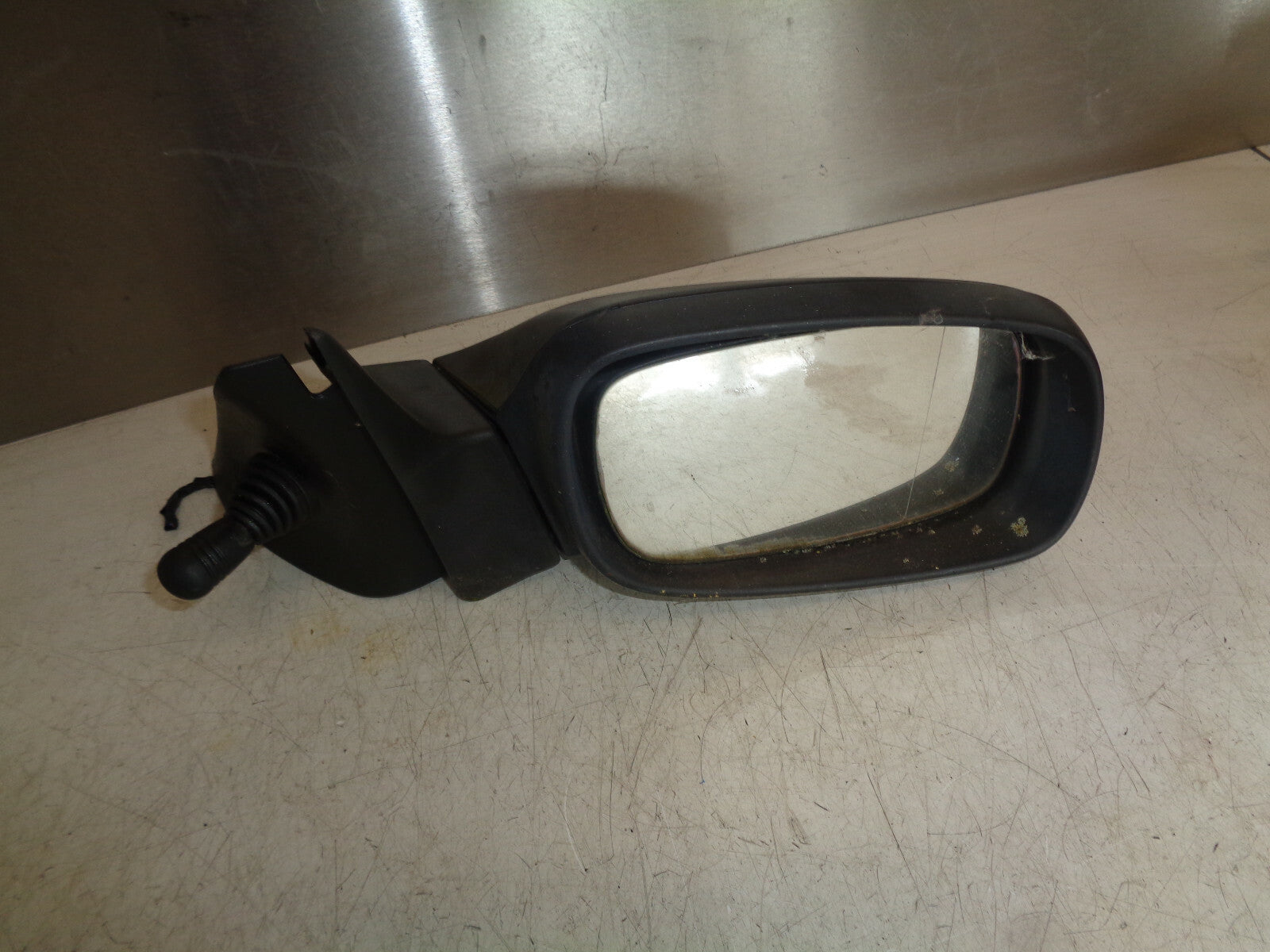 VAUXHALL ASTRA F MK3 5 DOOR OS DRIVER SIDE MANUAL WING MIRROR