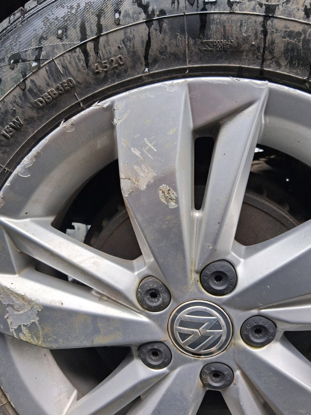 VW VOLKSWAGEN POLO 2018 MK6 15 INCH ALLOY WHEEL WITH TYRE 185/65R15