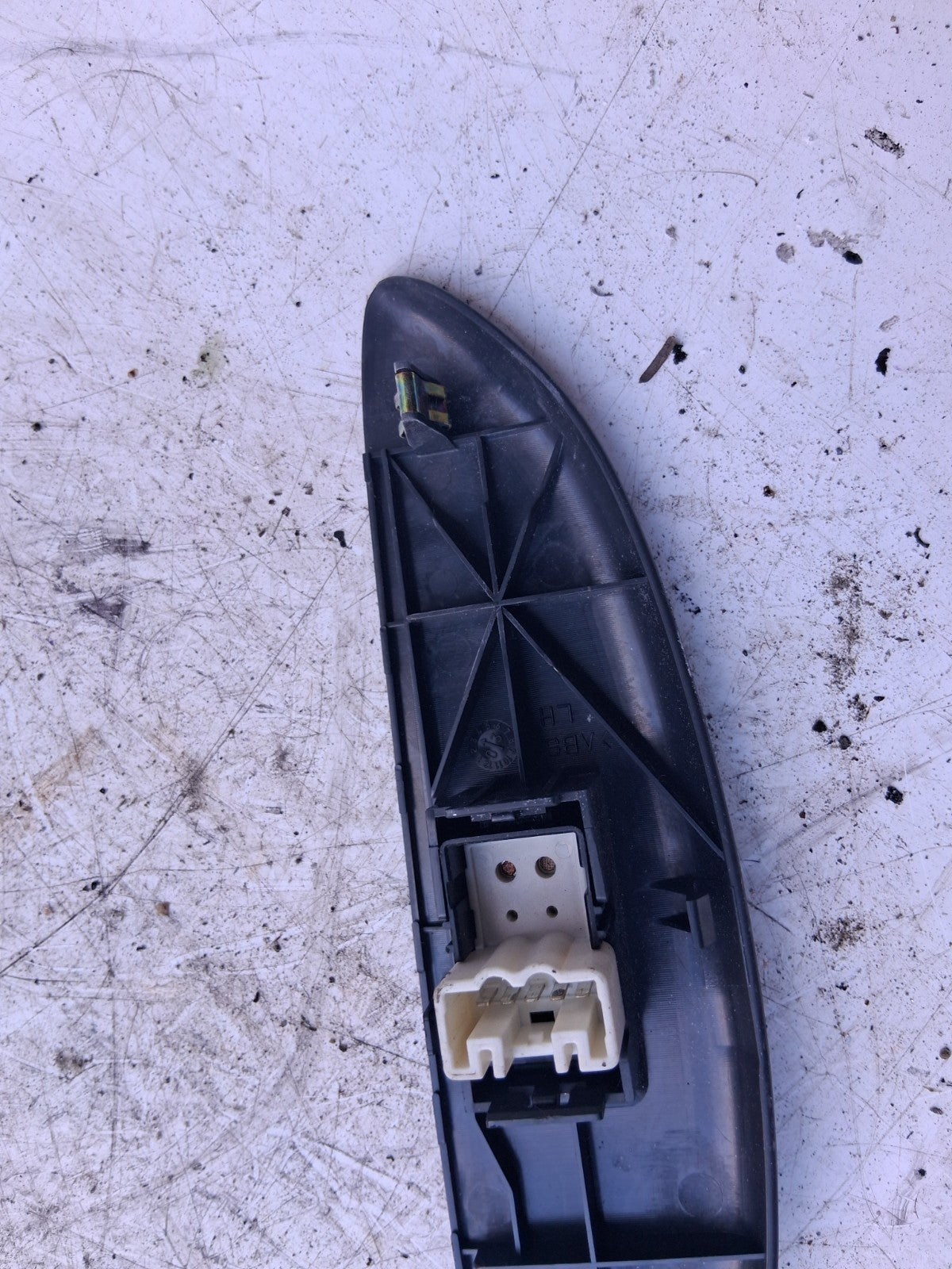 2004 TOYOTA YARIS MK1 NSF PASSENGER SIDE FRONT LEFT WINDOW CONTROL SWITCH