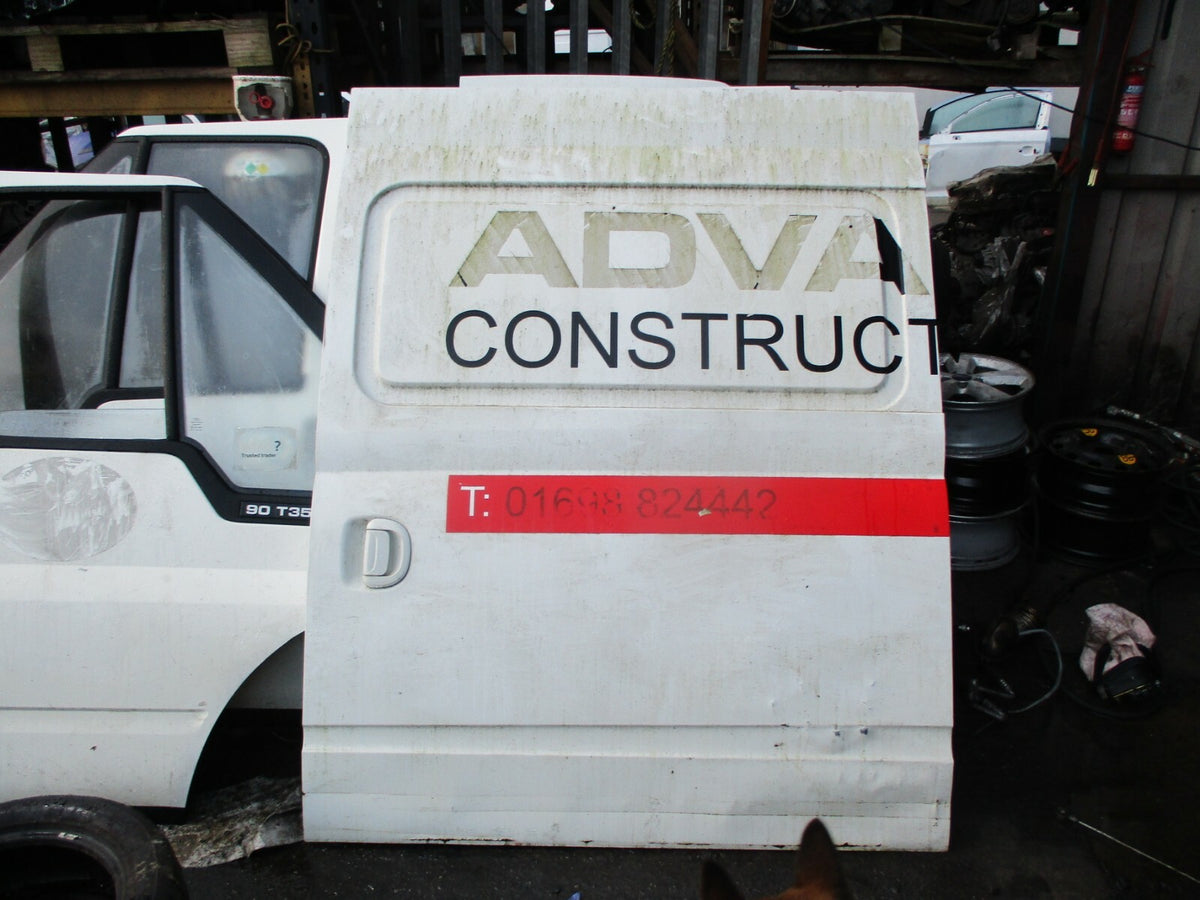 SAIC LDV MAXUS V80 2016 NS PASSENGER SIDE SLIDING DOOR WHITE