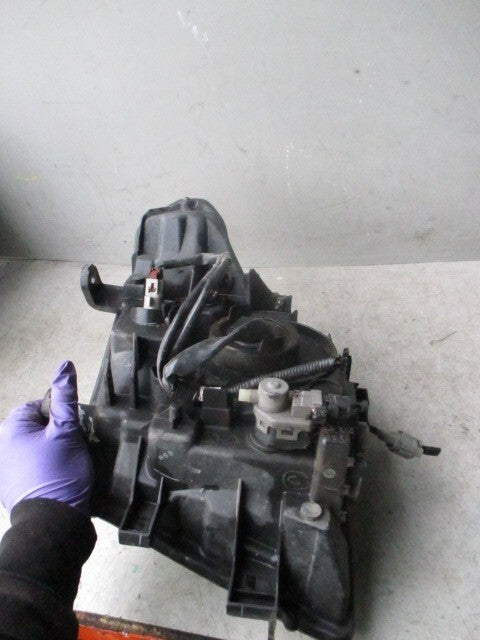 2006 NISSAN PATHFINDER R51 OS DRIVER SIDE HEADLIGHT 26010EB303