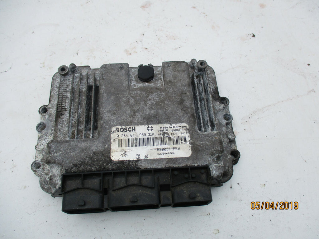 RENAULT LAGUNA MK2 1.9 DCI ENGINE CONTROL UNIT ECU MODULE 8200440204