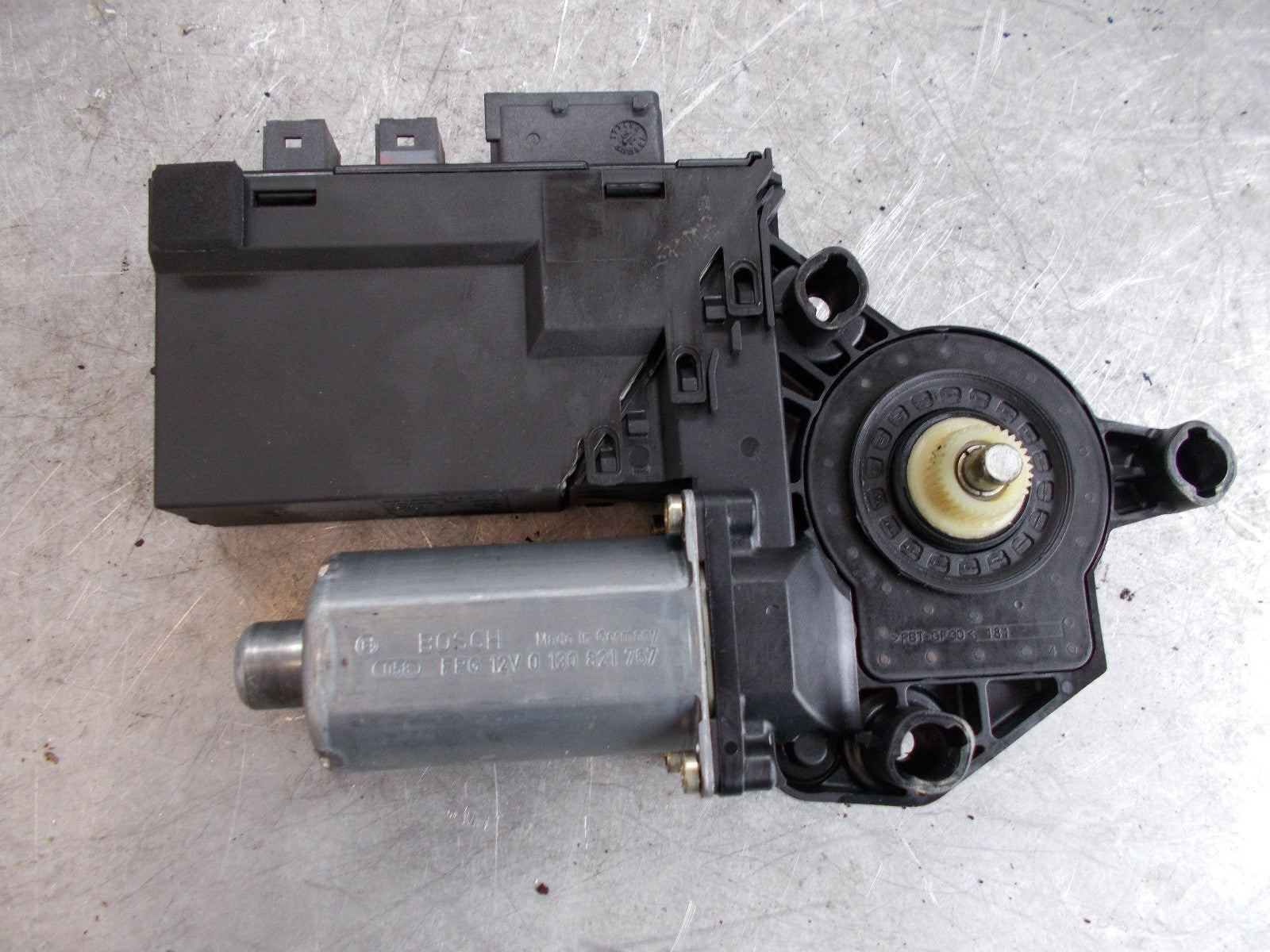 2003 PEUGEOT 307 SW EST 5DR NSF PASSENGER SIDE FRONT WINDOW MOTOR 9637130980