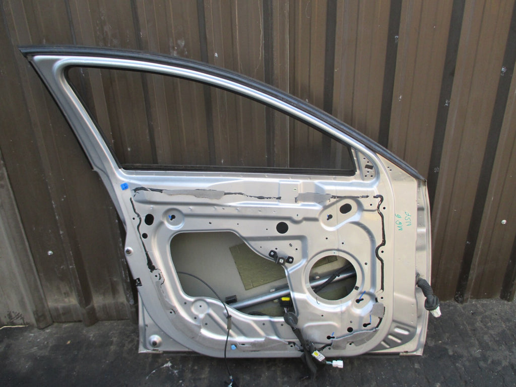 MG MG6 2011 NSF PASSENGER SIDE FRONT DOOR SILVER