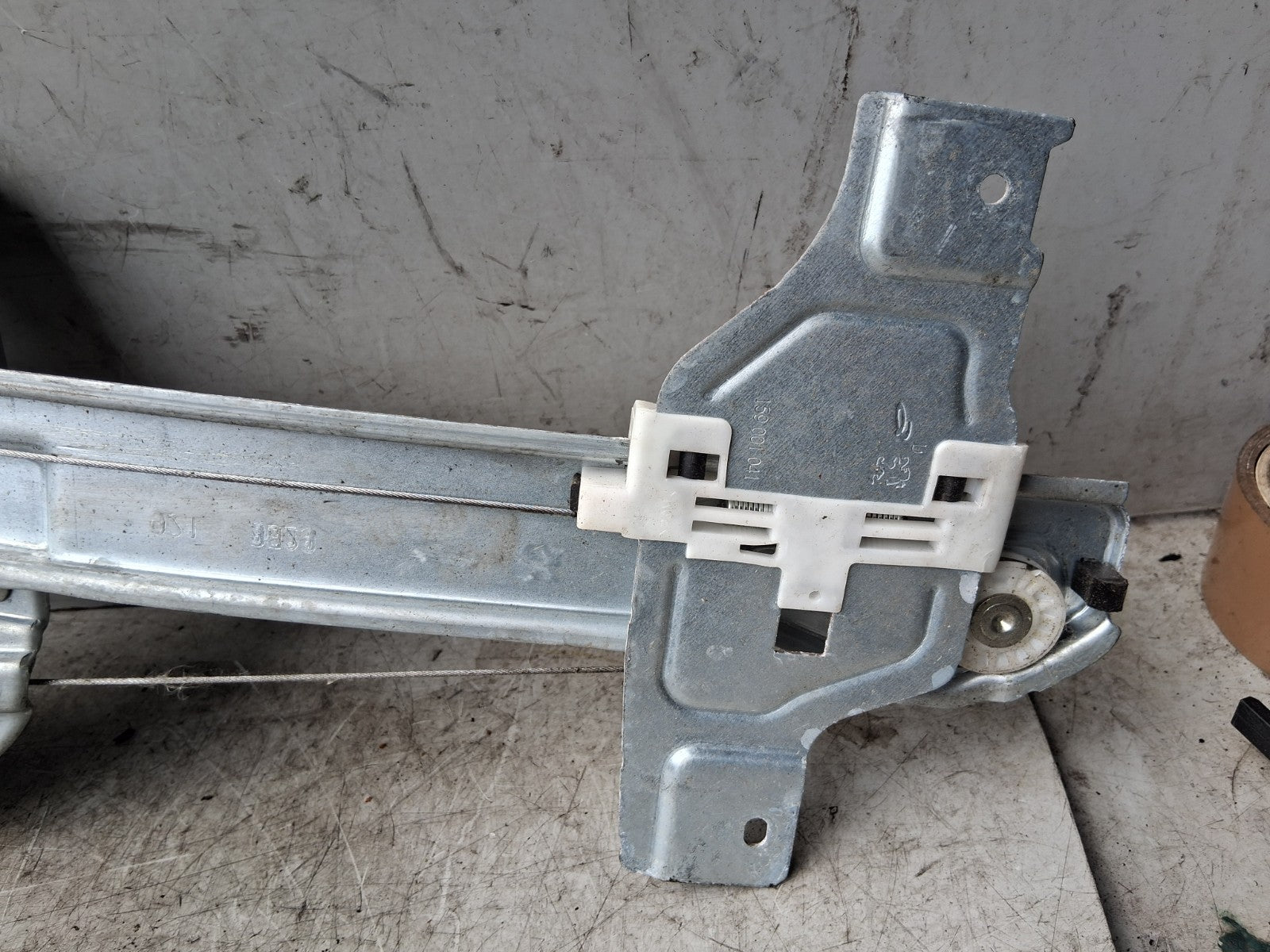 2021 CITROEN C3 MK3 OSF DRIVER SIDE FRONT WINDOW MOTOR & REGULATOR 9837841580