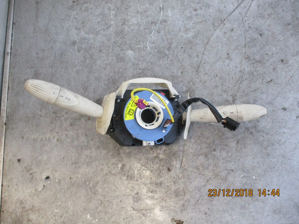 FIAT 500 312 2014 INDICATOR & WINDSCREEN WIPER STALKS SQUIB 07356283580