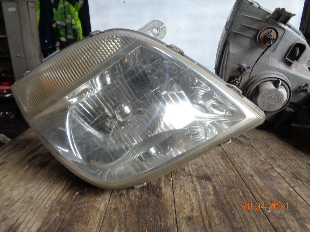 LDV MAXUS 2006 OS DRIVER SIDE FRONT LIGHT HEADLIGHT LAMP