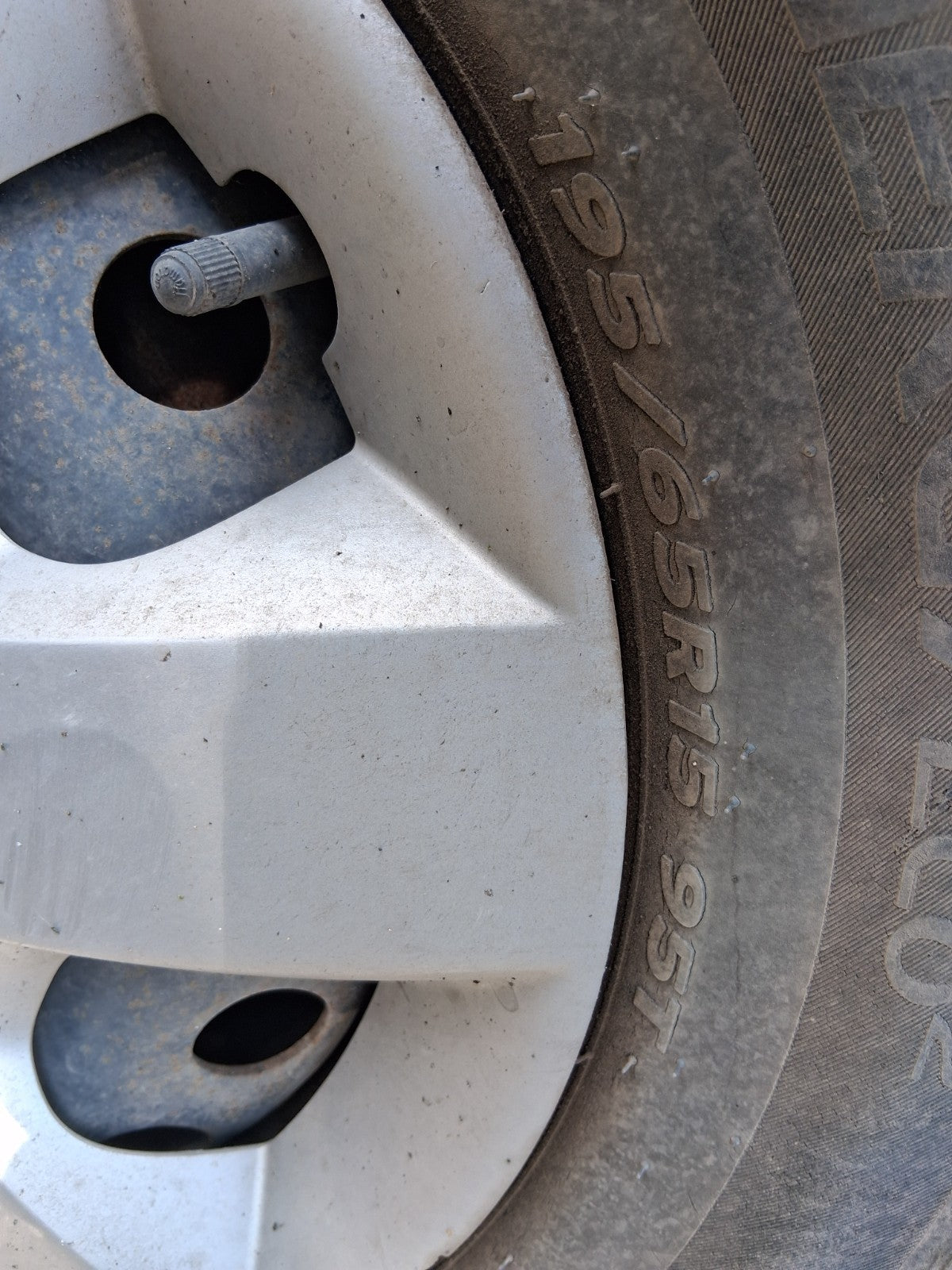 2020 RENAULT KANGOO MK2 15 INCH STEEL WHEEL WITH TYRE 195/65R15