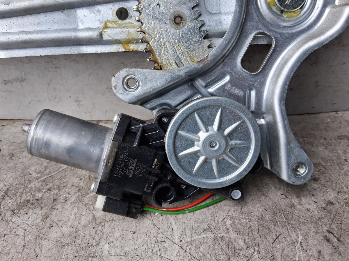 SUZUKI SWIFT MK3 2016 OSR DRIVER SIDE REAR RIGHT WINDOW MOTOR & REGULATOR