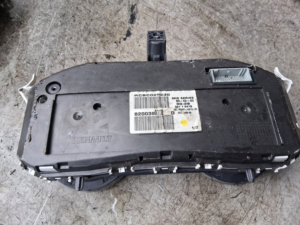 2009 RENAULT MEGANE MK2 SPEEDO SPEEDOMETER INSTRUMENT CLUSTER 8200399702