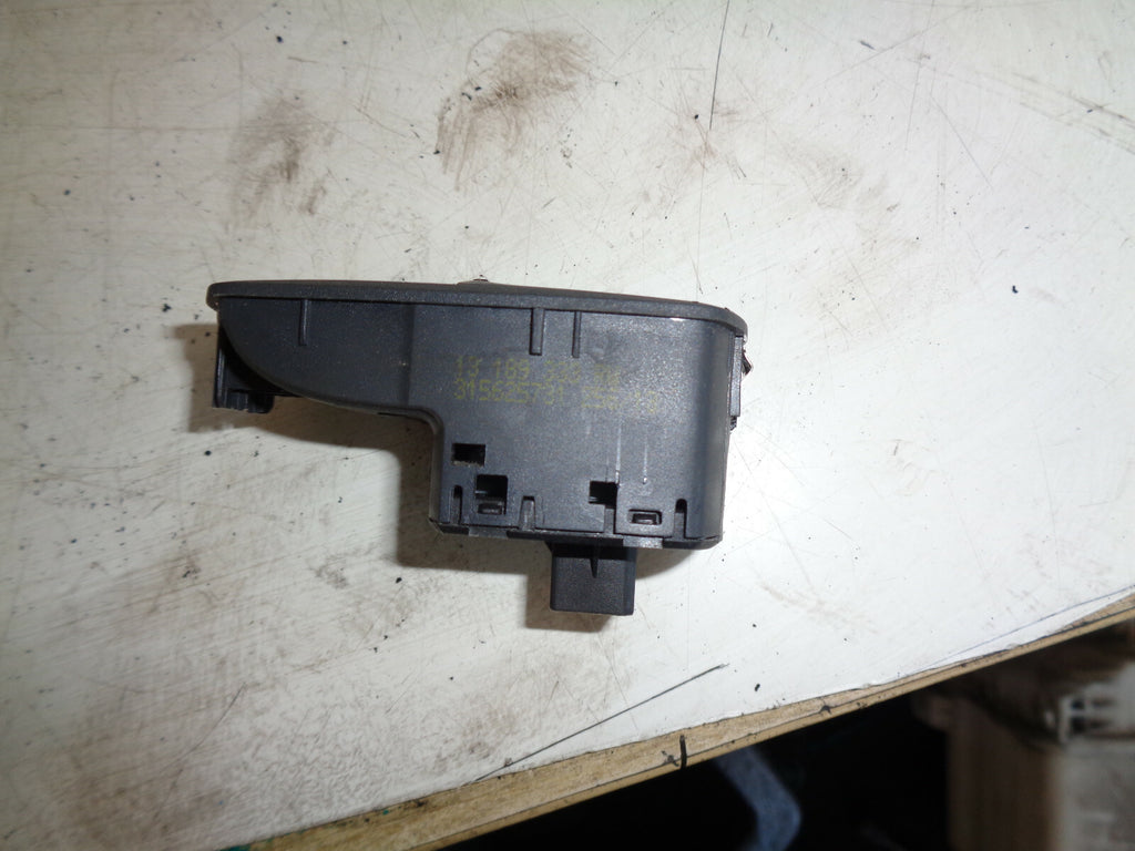 VAUXHALL CORSA D 2013 NSF PASSENGER SFRONT DOOR WINDOW SWITCH