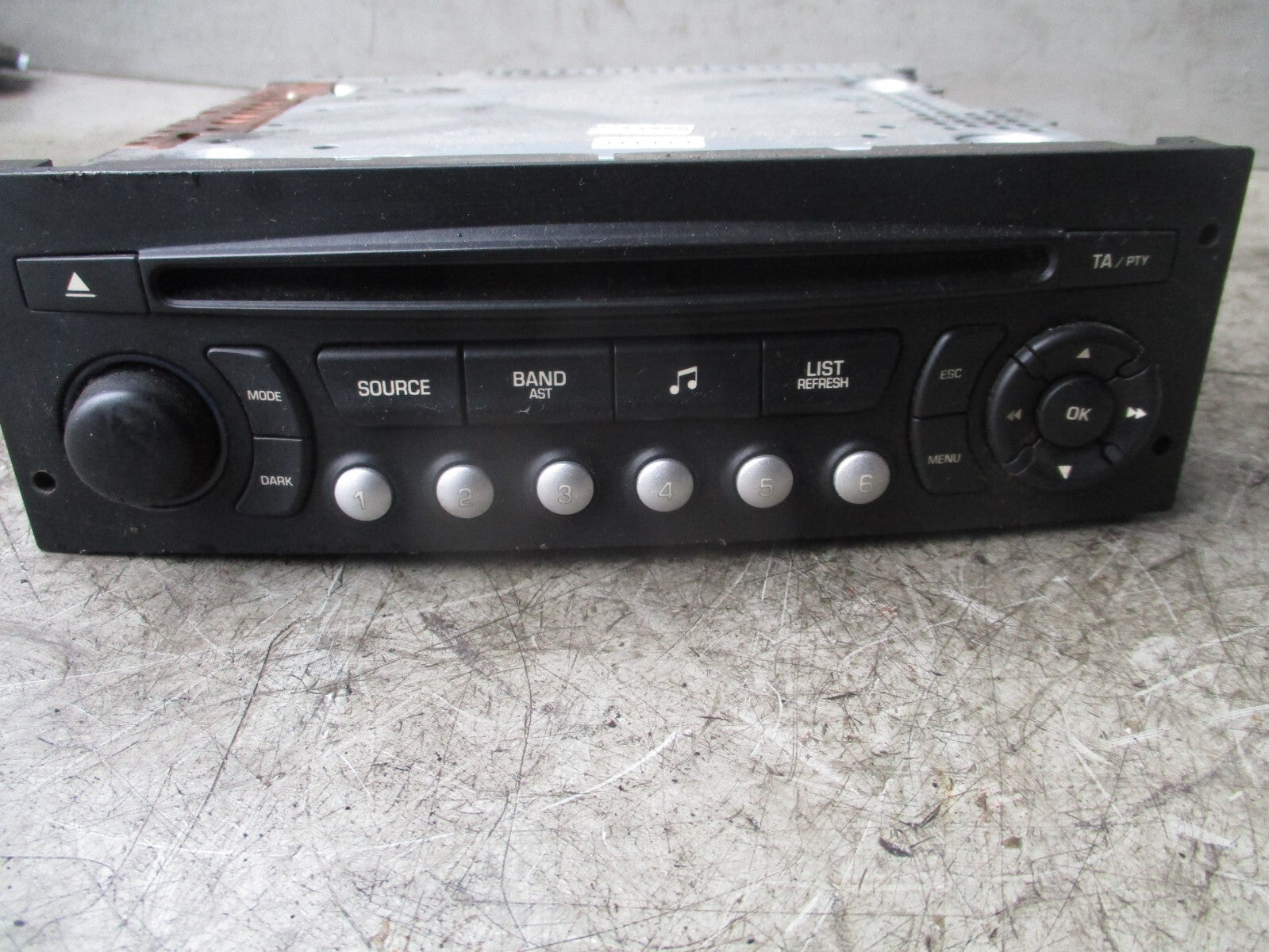 2007 PEUGEOT EXPERT MK2 CD RADIO MEDIA PLAYER UNIT 96643697XT