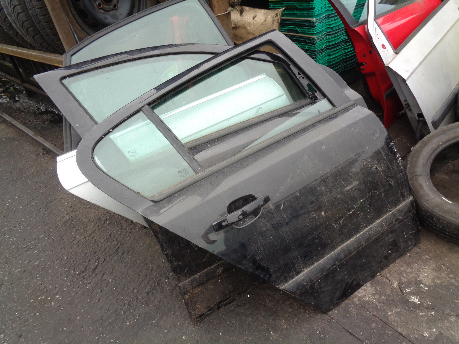 VAUXHALL ASTRA H MK5 HATCHBACK OSR DRIVER SIDE REAR DOOR BLACK