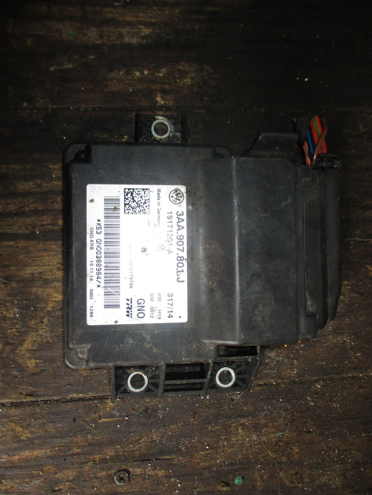 VOLKSWAGEN TIGUAN 2015 HAND BRAKE CONTROL MODULE 19171201A