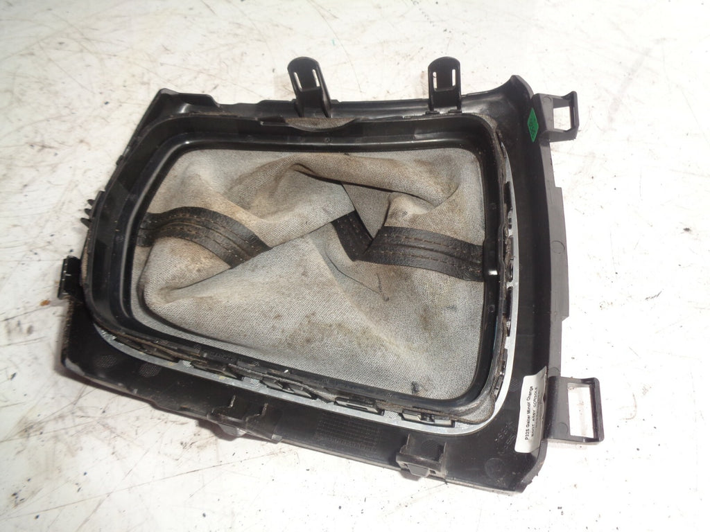 NISSAN QASHQAI J11 MK2 2018 GEAR SELECTOR SURROUND TRIM 96935hv51a