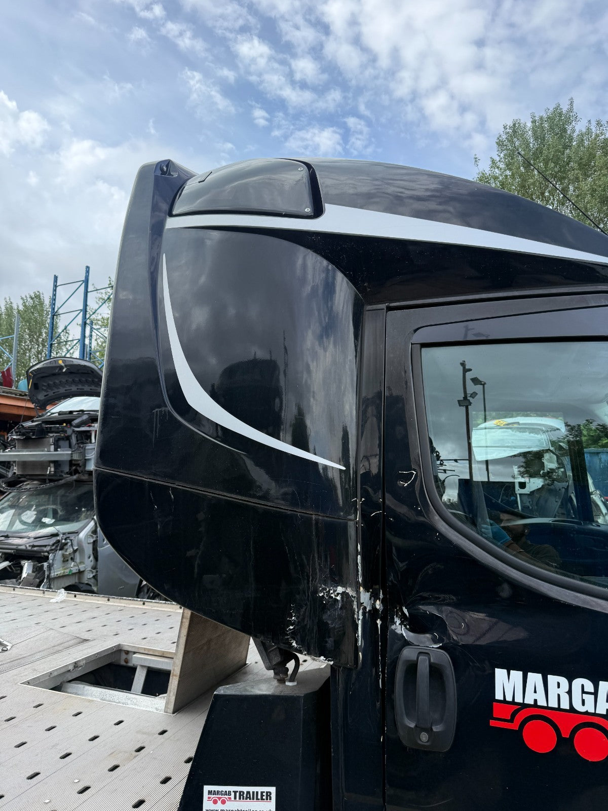 2023 IVECO DAILY MK6 SLEEPER CAB ROOF SLEEPING POD BLACK