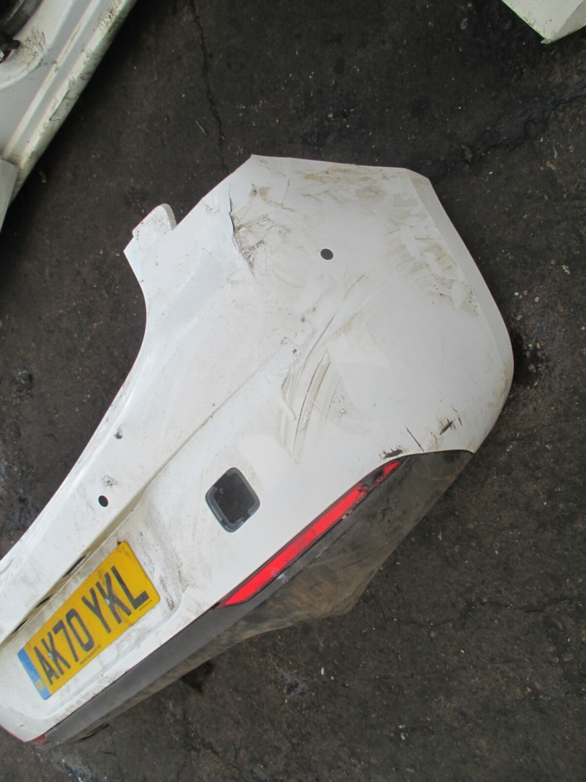 VAUXHALL ASTRA K MK7 2020 REAR BACK PLASTIC BUMPER WHITE Z40R DAMAGED SPARES