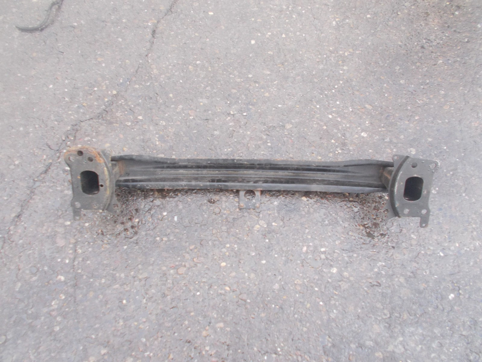 VW VOLKSWAGEN GOLF MK5 FRONT BUMPER REINFORCEMENT SUPPORT BAR 1K0807582