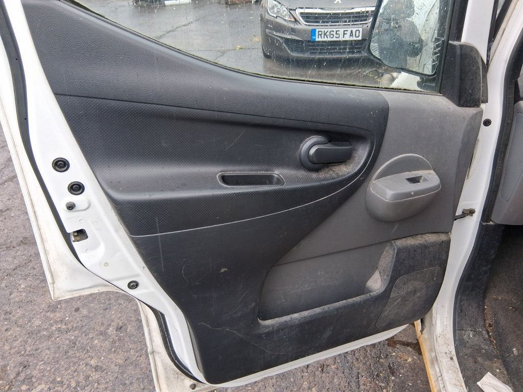 2018 NISSAN NV200 NSF PASSENGER SIDE FRONT LEFT DOOR CARD PANEL