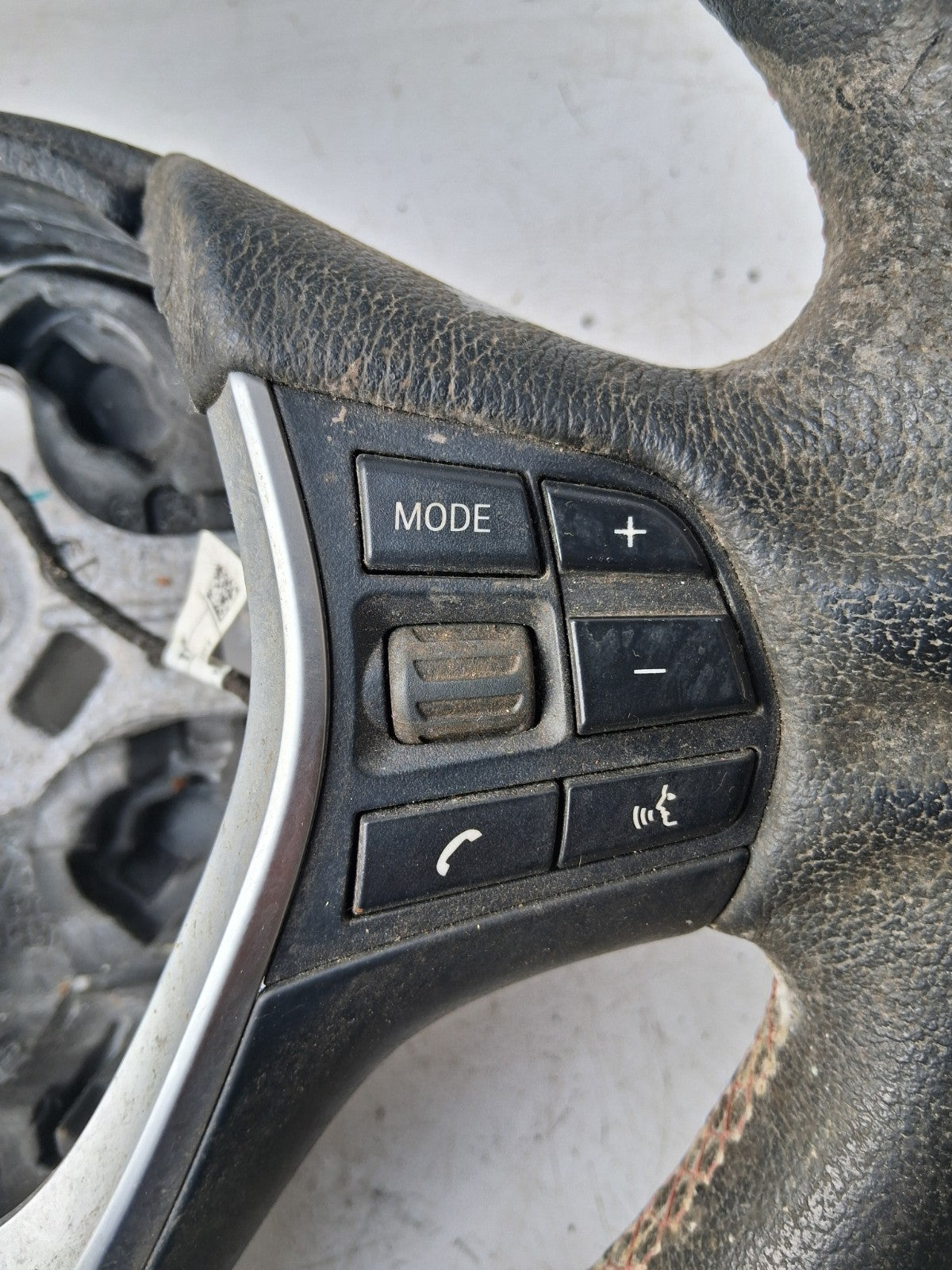 BMW 1 SERIES F20 2015 MULTIFUNCTIONING STEERING WHEEL 62560184D