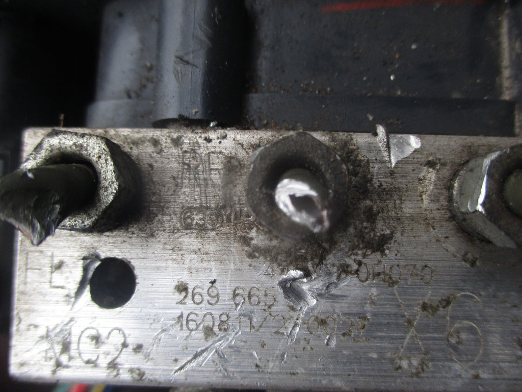 PEUGEOT 108 2016 1.0 PETROL ABS PUMP MODULATOR 445400H070 \ 2265106455
