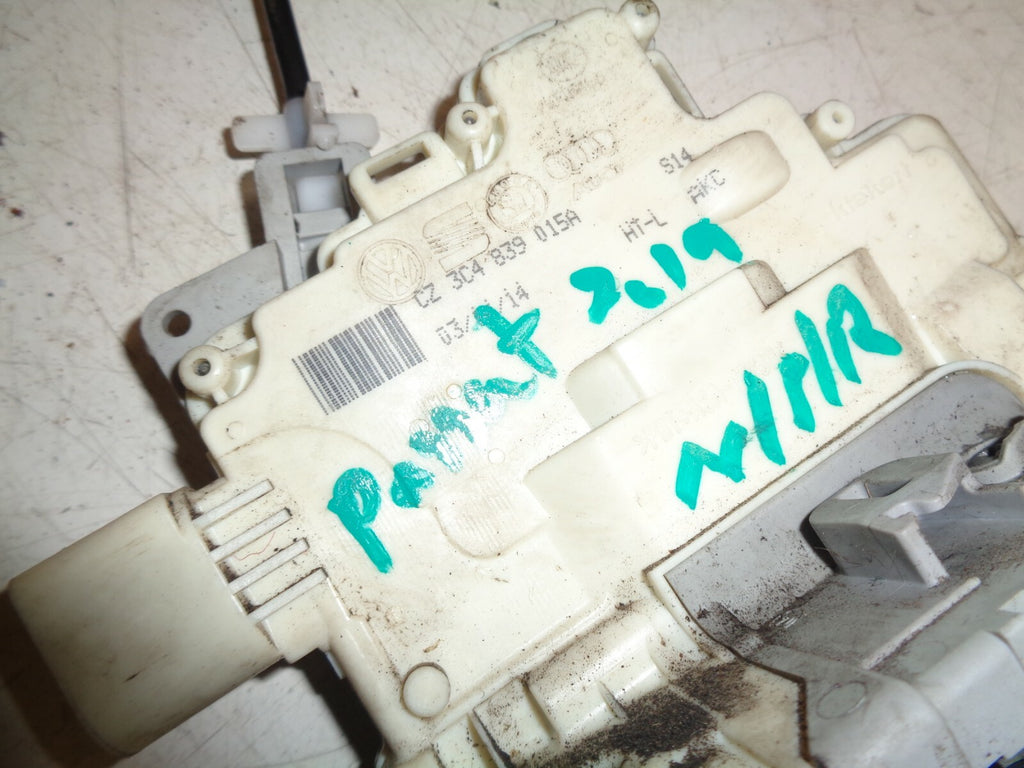 VW VOLKSWAGEN PASSAT B7 2014 NSR PASSENGER REAR DOOR LOCK MECHANISM 3C4839015A