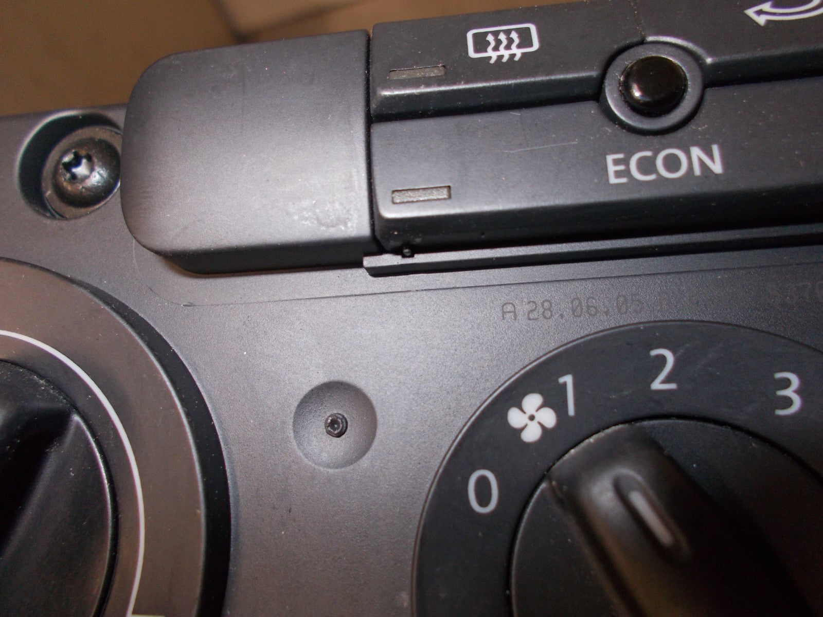 VOLKSWAGEN GOLF PLUS 2005 MK5 CLIMATE CONTROL UNIT MODULE